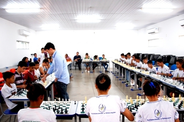 Brasileiro de seis anos está entre os melhores jogadores de xadrez do mundo